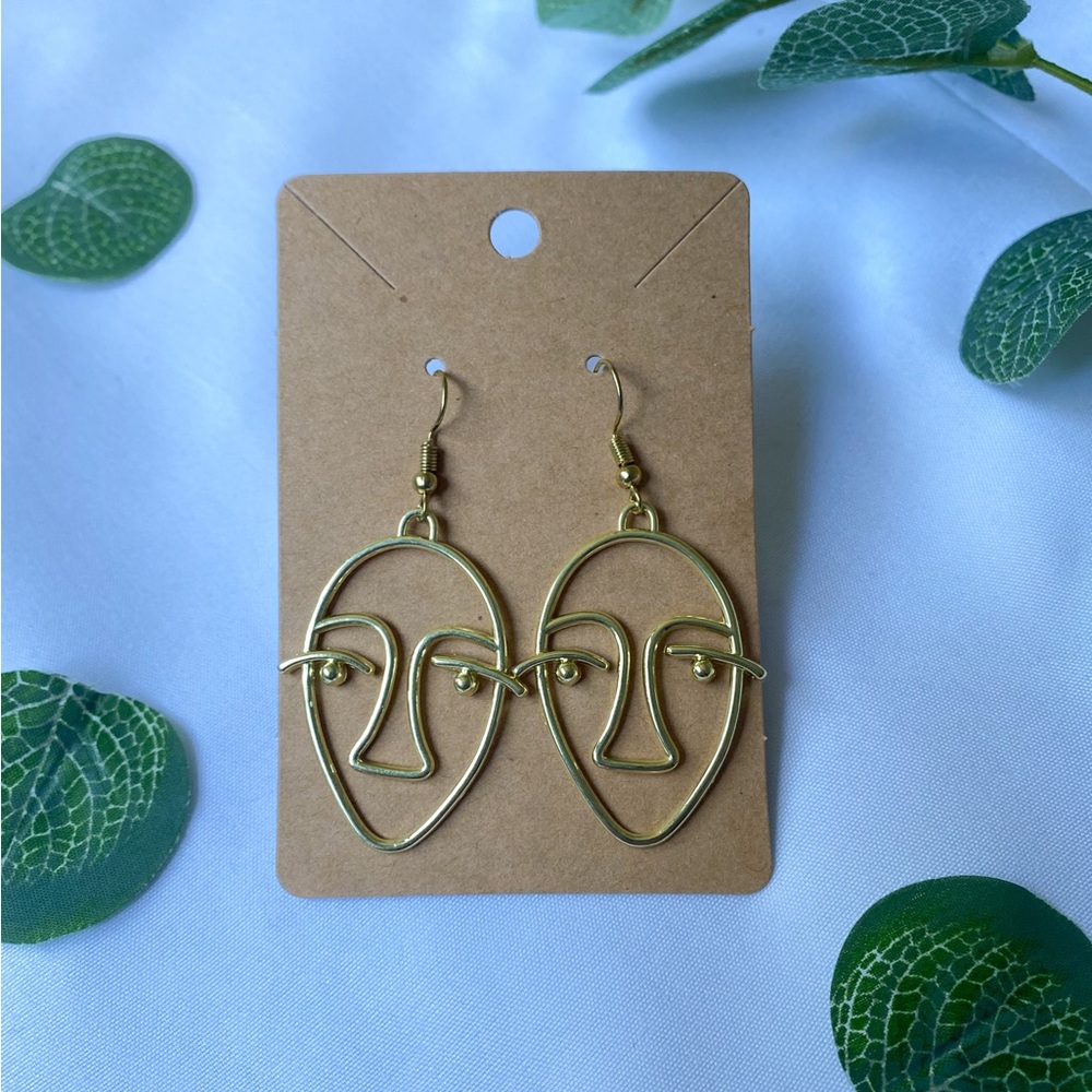 Outlined Face Earrings